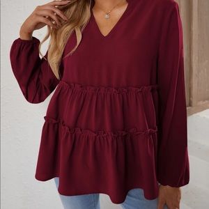 NWOT Flowy blouse with ruched detail